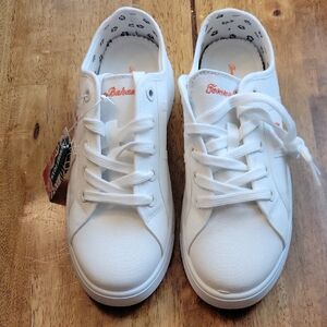 Tommy Bahama White Casual Sneakers NWT Sz 6.5